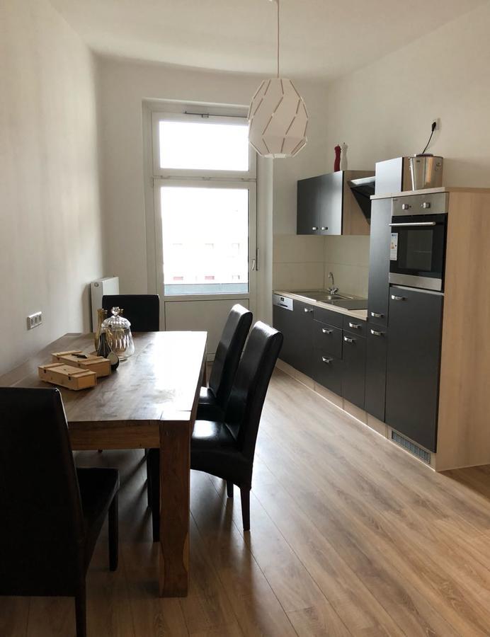 Schoene 3-Zimmer Wohnung Im Herzen Von Βούρπεταλ Εξωτερικό φωτογραφία