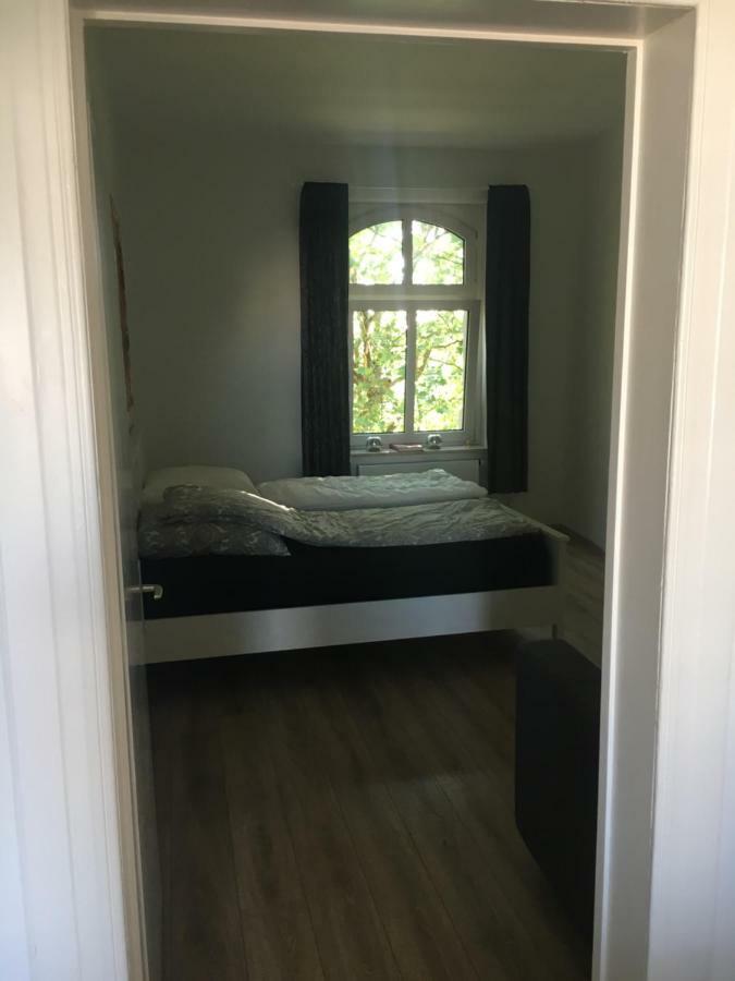 Schoene 3-Zimmer Wohnung Im Herzen Von Βούρπεταλ Εξωτερικό φωτογραφία
